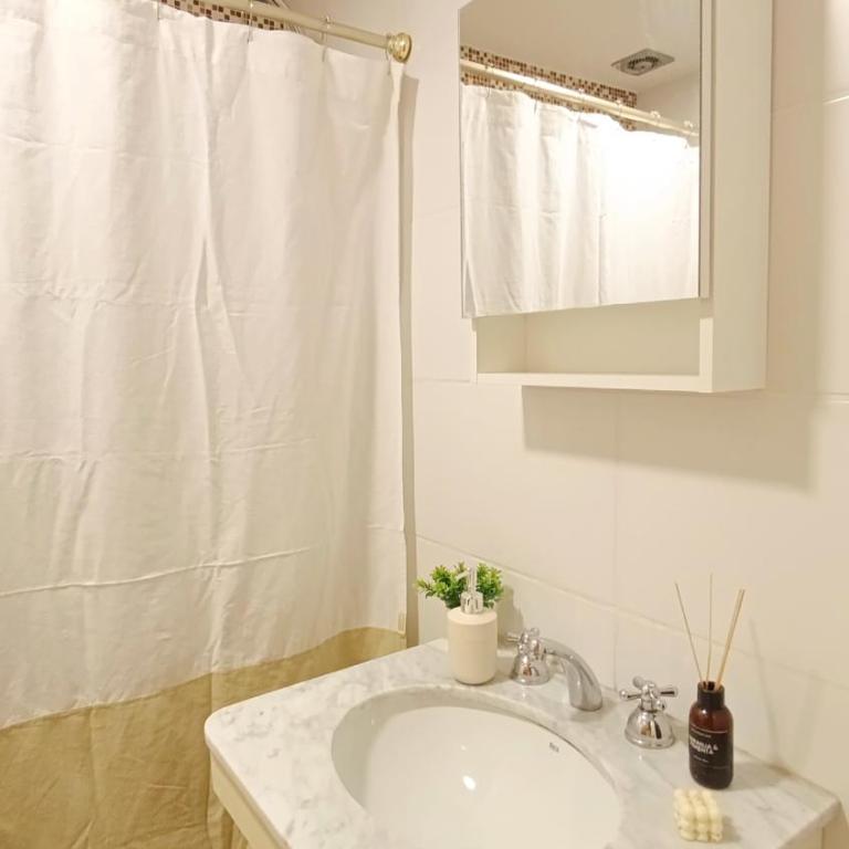 Apart Alameda - One-Bedroom Apartment with City View - 29