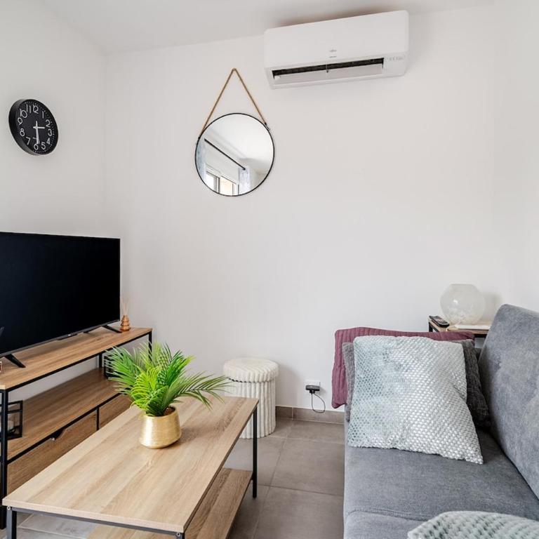 la pause detente, villa climatisée avec jardin et parking privés, à 5 mn de la mer, au calme - Casa con 1 dormitorio - 14