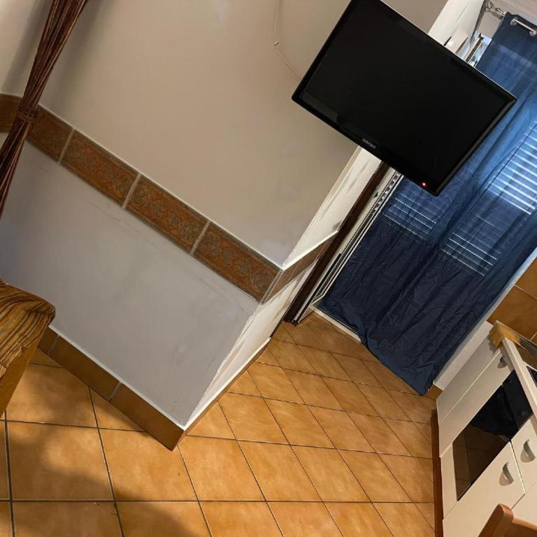 Mazzini House - Studio with Balcony - 3