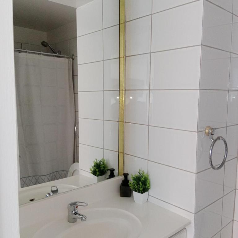 Apartamento,amoblado,vista costanera center - One-Bedroom Apartment - 27