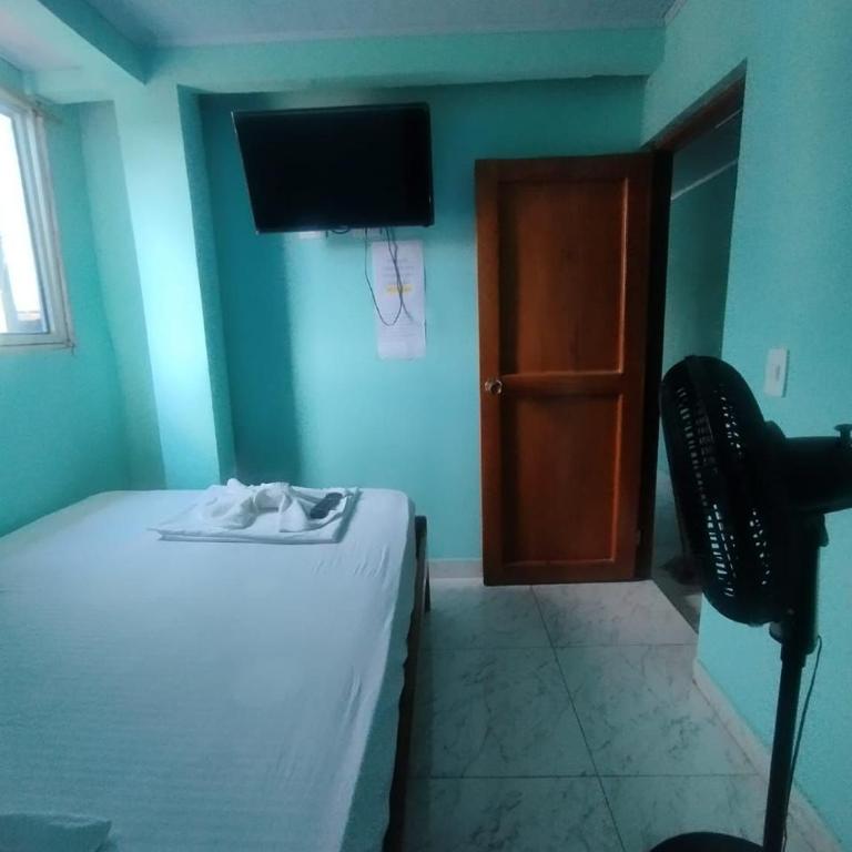 Hotel Y Transporte LadyMar - Habitación Doble Económica - 3