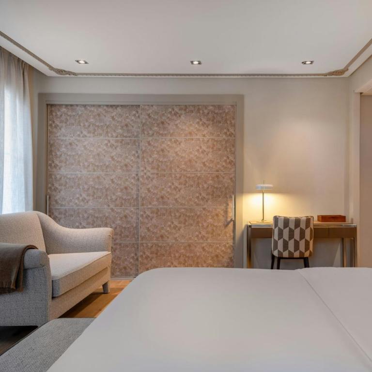 Grand Hotel Las Dunas, Autograph Collection - Grand King Suite with Balcony and Sea View - 7