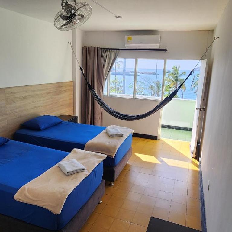Panamerican Hostel - Habitación Doble con balcón y vistas al mar - 3