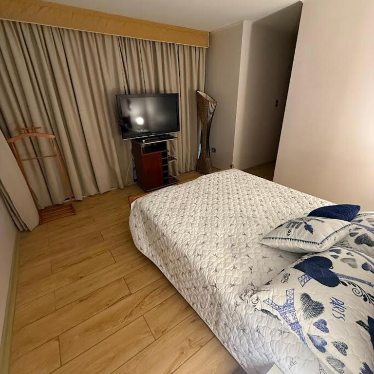 Your Base in Iquique This Summer Steps from the Sea - One-Bedroom Apartment - 2