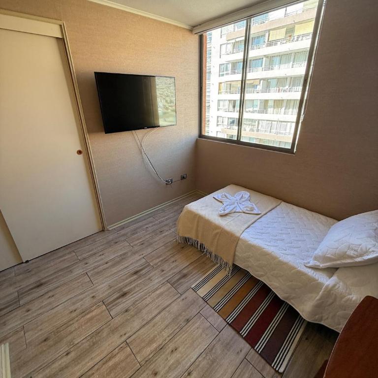 Your Base in Iquique This Summer Steps from the Sea - One-Bedroom Apartment - 7