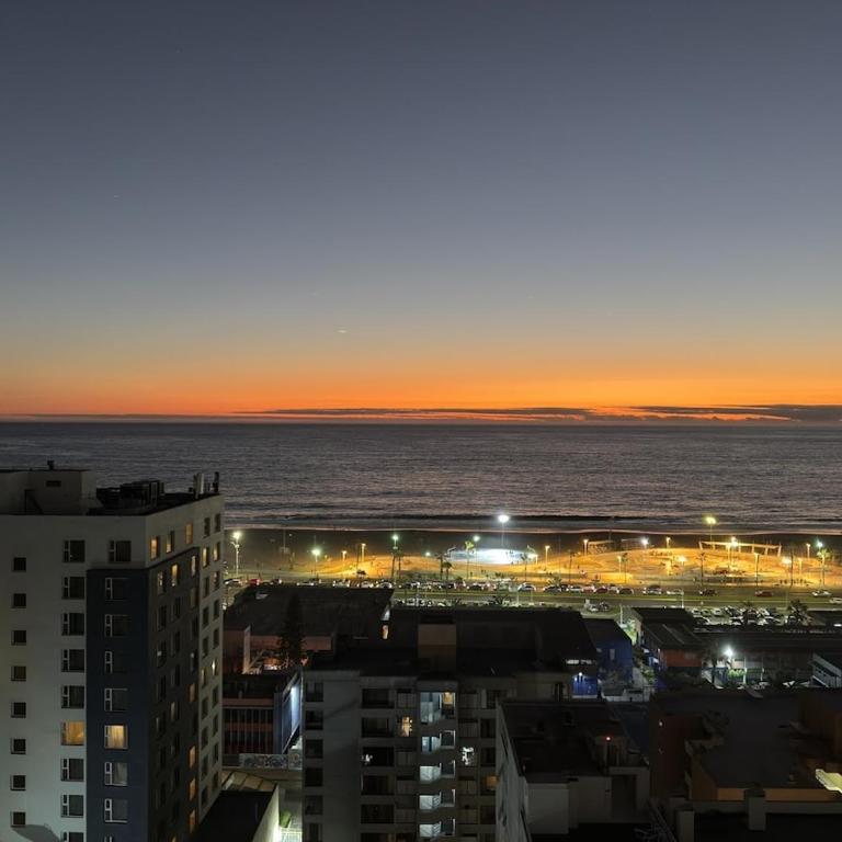 Your Base in Iquique This Summer Steps from the Sea - One-Bedroom Apartment - 24