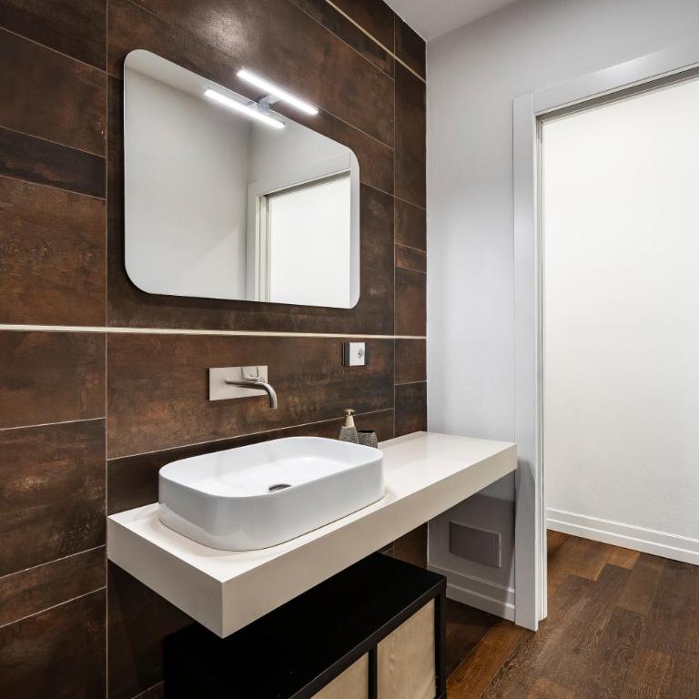 Noè Luxe Home with Parking on Request - Appartamento con 2 Camere da Letto e Terrazza - 12