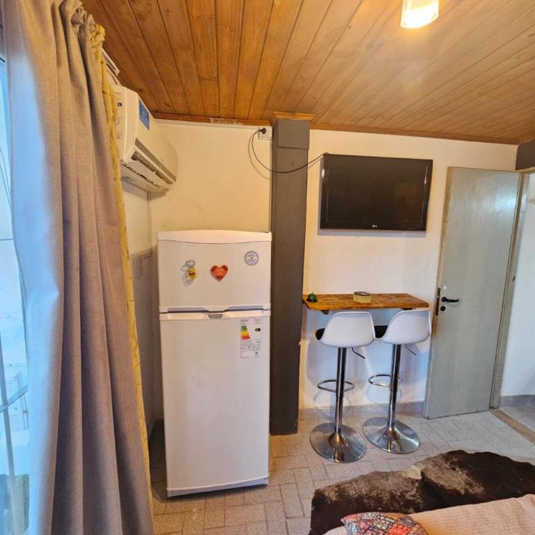 Departamento cómodo y renovado a pocas cuadras del parque mitre! - One-Bedroom Apartment - 8