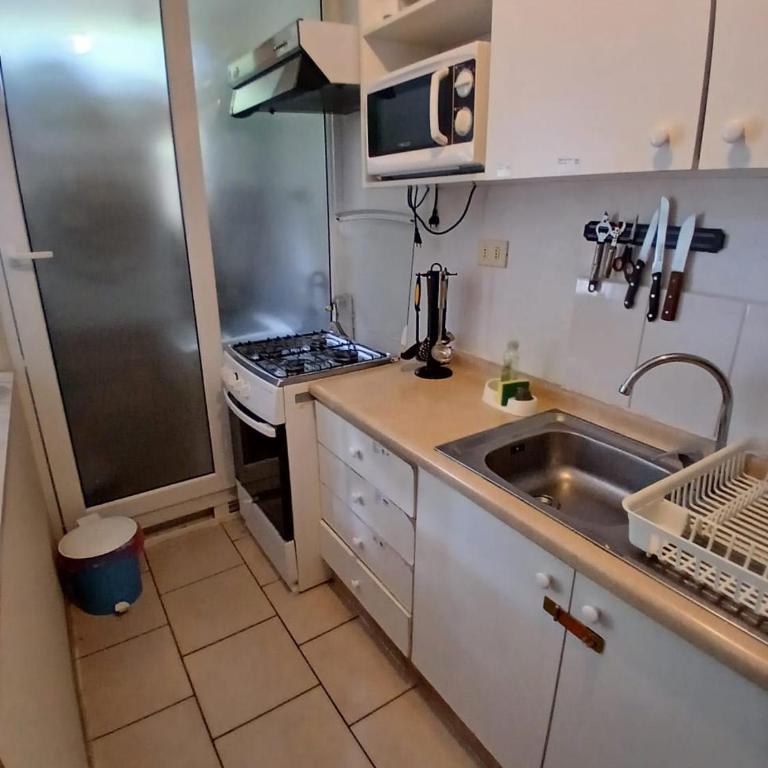 Hermoso y acogedor Dpto cerca de Playa y Terminal - Three-Bedroom Apartment - 7
