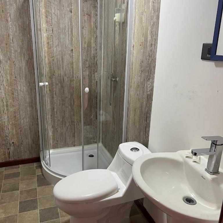 Not Hotel - A 20 metros de la plaza - Double Room with Private Bathroom - 2