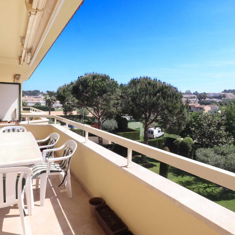 Dúplex en S'Agaró: 4 Habitaciones, Cerca de la Playa - ES-298-13 - Apartamento - 3