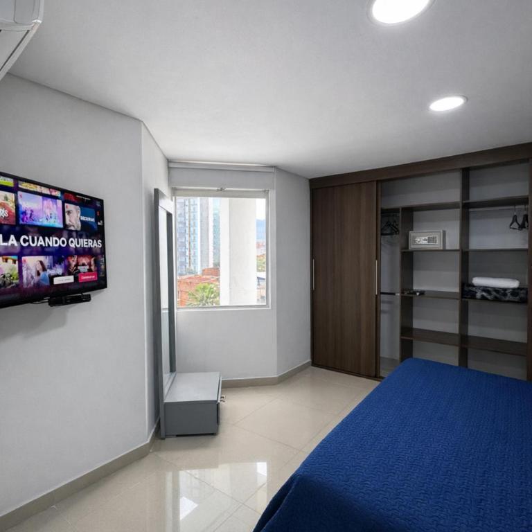 Hotel Ivanna - Laureles - Three-Bedroom Apartment with Balcony - 2