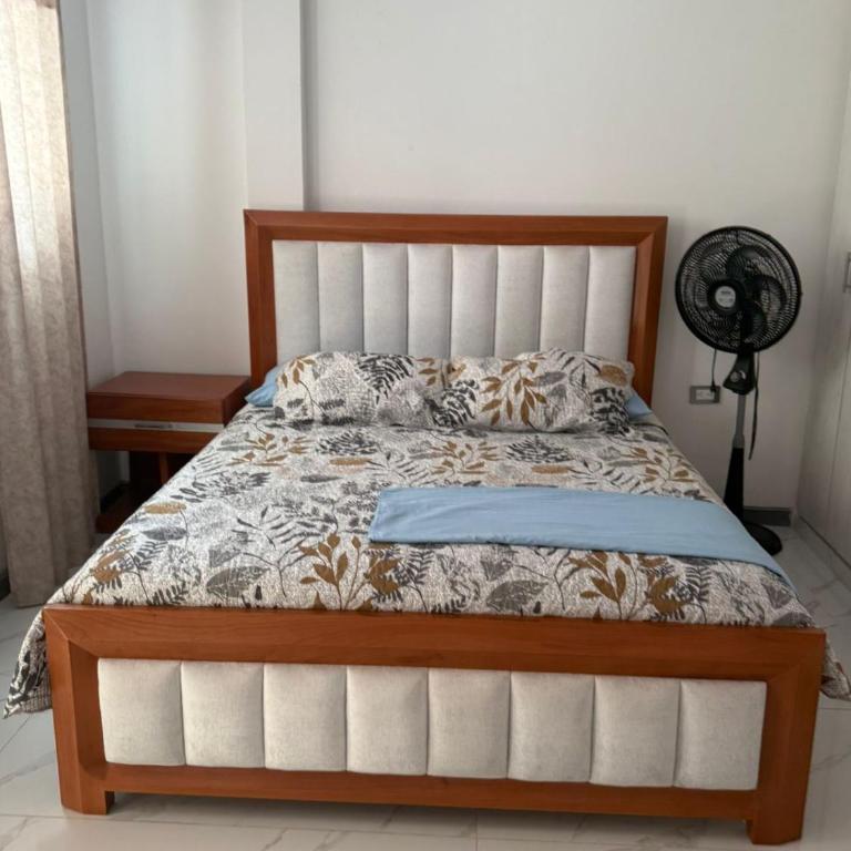 Cali-Central - One-Bedroom Apartment - 5