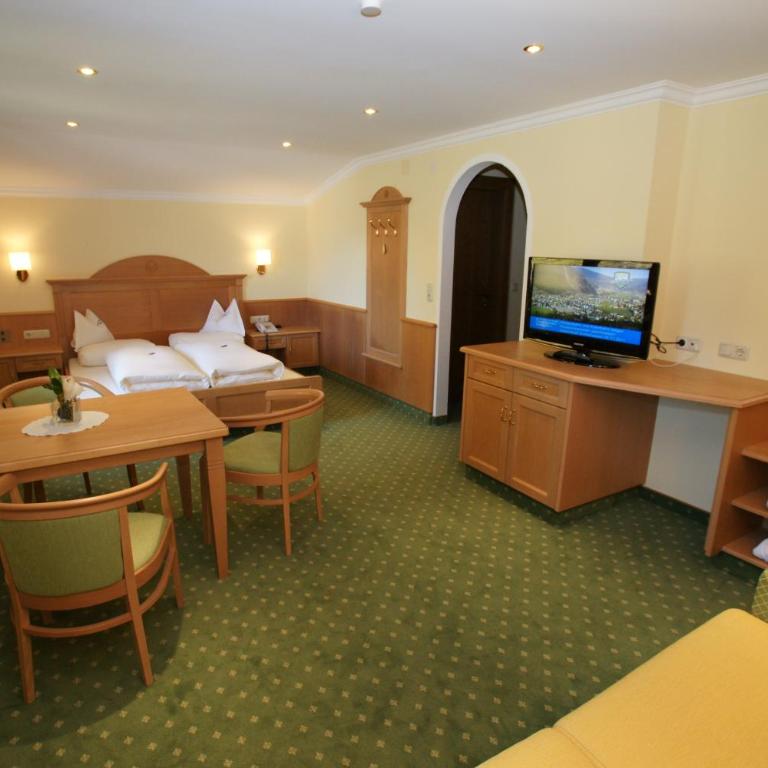 Hotel Garni Erler - Junior Suite mit Balkon - 4