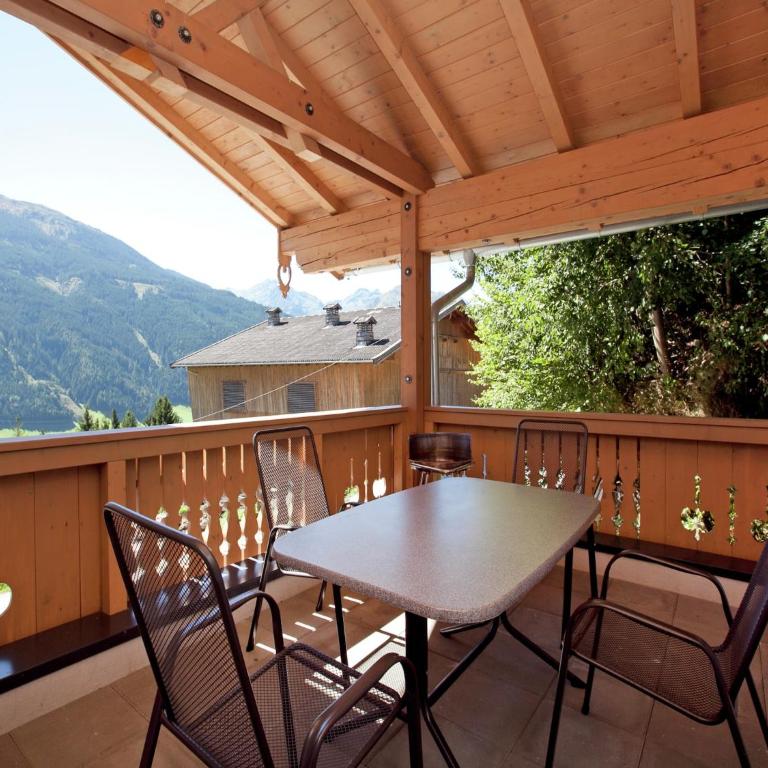 Chalet in Mittersill near Ski Slopes - Ferienhaus mit 4 Zimmern - 6