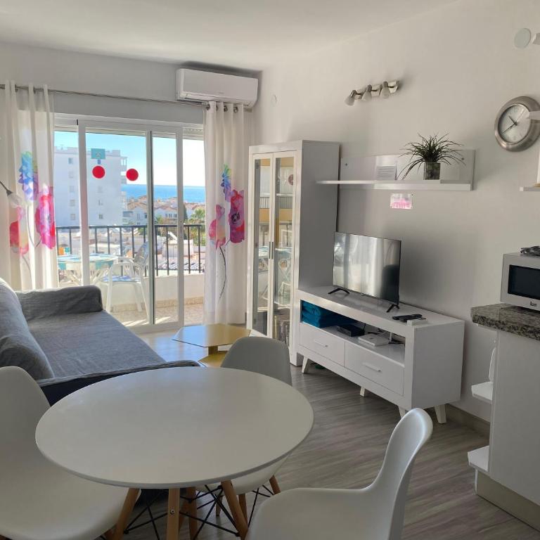 ¡Playa Torrecilla, a un paso del centro peatonal! - Apartamento - 4