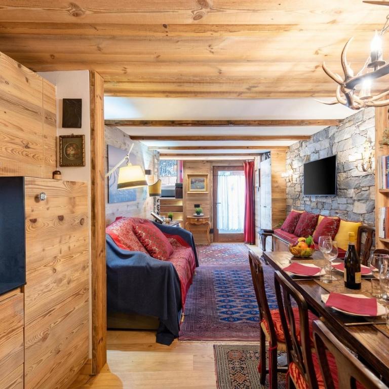 Beautiful Apartment In Courmayeur - Happy Rentals - Appartement Deluxe - 3