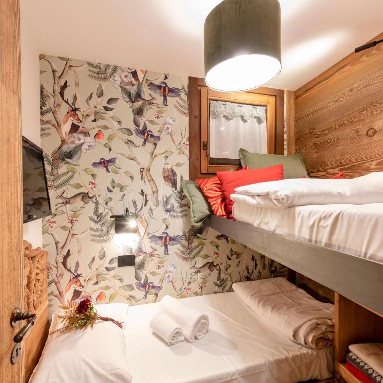 Beautiful Apartment In Courmayeur - Happy Rentals - Appartement Deluxe - 5