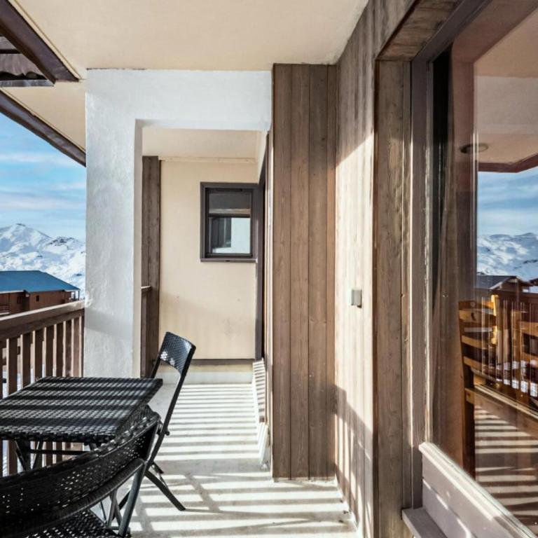 Résidence Cimes De Caron - VAL THORENS location: appartement avec un grand balcon au sud pour 8 ! MAE-9015 - Appartement - 10