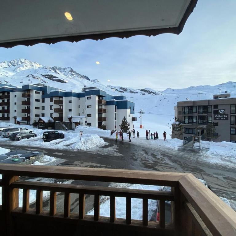 Résidence Hauts De Chaviere - Val Thorens location: bel appartement de 53 m2 traversant, confortable et calme de 53 m2, bien situ MAE-9037 - Appartement - 7