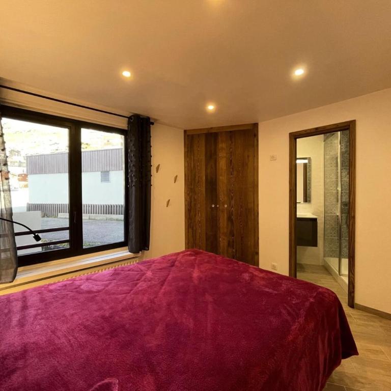 Résidence Hauts De Chaviere - Val Thorens location: bel appartement de 53 m2 traversant, confortable et calme de 53 m2, bien situ MAE-9037 - Appartement - 9