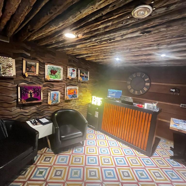 Estación Hostel - Single Room with Shared Bathroom - 6