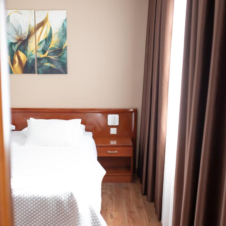 Hotel Bristol - Double Room with River View - 4