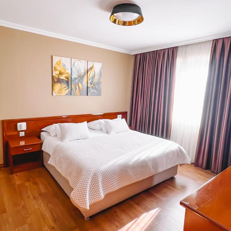Hotel Bristol - Double Room with River View - 1