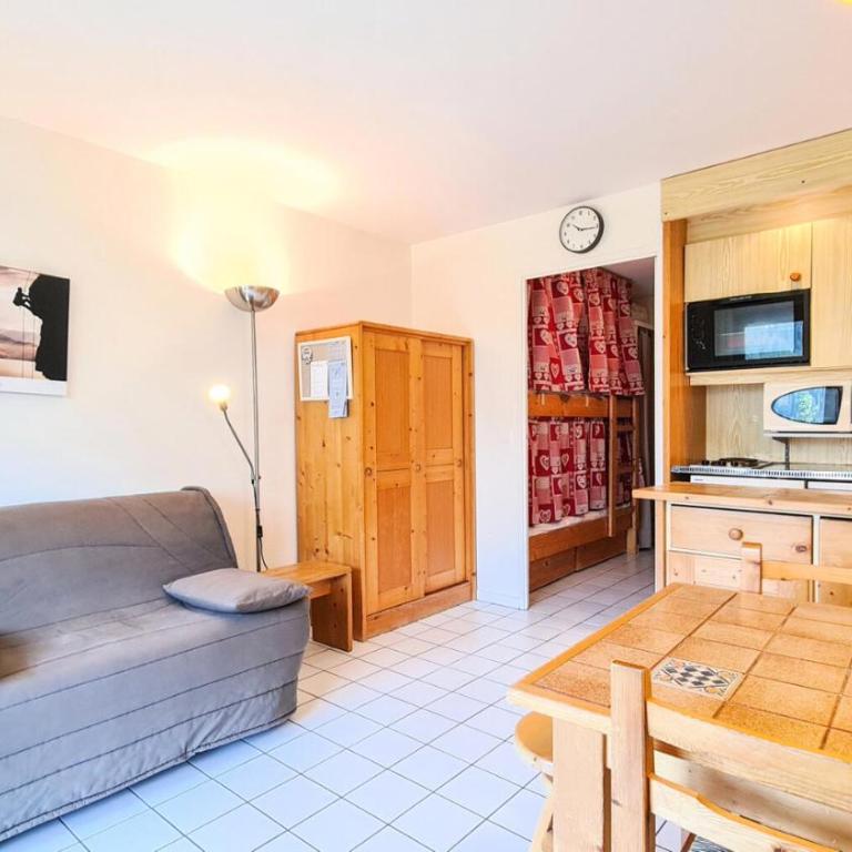 Résidence Castor - Studio rénové avec casier à ski · Proche des pistes · Balcon MAE-7394 - Studio - 4