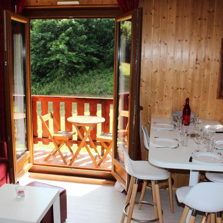 Résidence La Croix Du Sud - Studio cabine 4 personnes 2 exposé est MAE-9044 - Studio - 3
