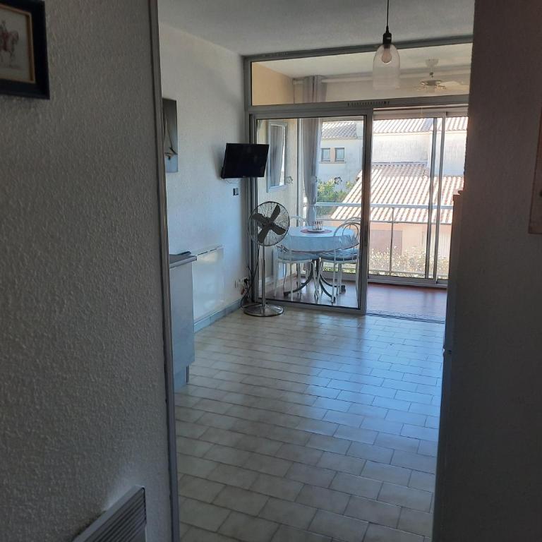 Studio avec parking à 300m de la plage - Apartment mit 1 Schlafzimmer - 12