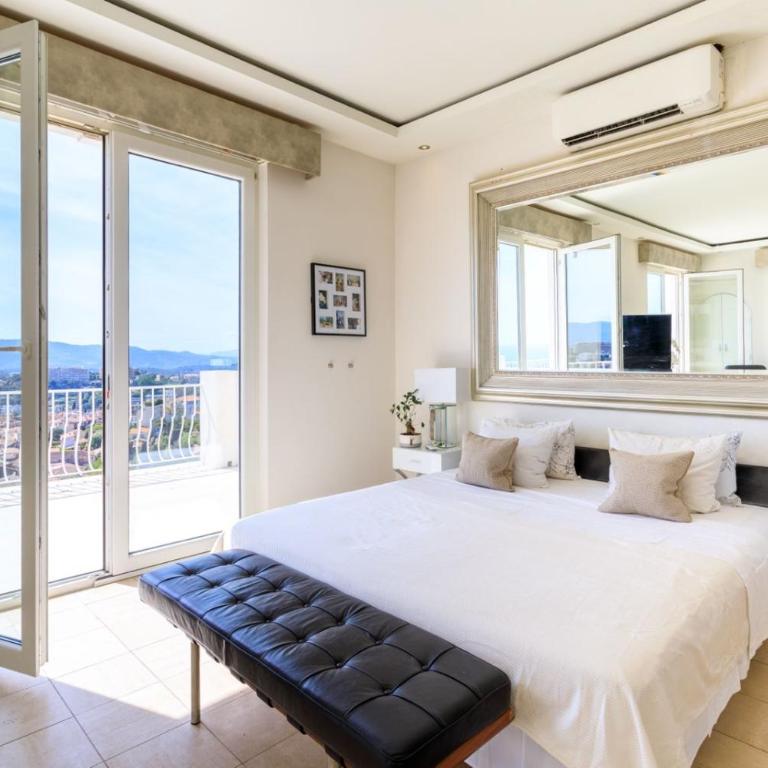 Grande villa, 6 chambres, vue mer, montagne & ville de Cannes - Villa - 22