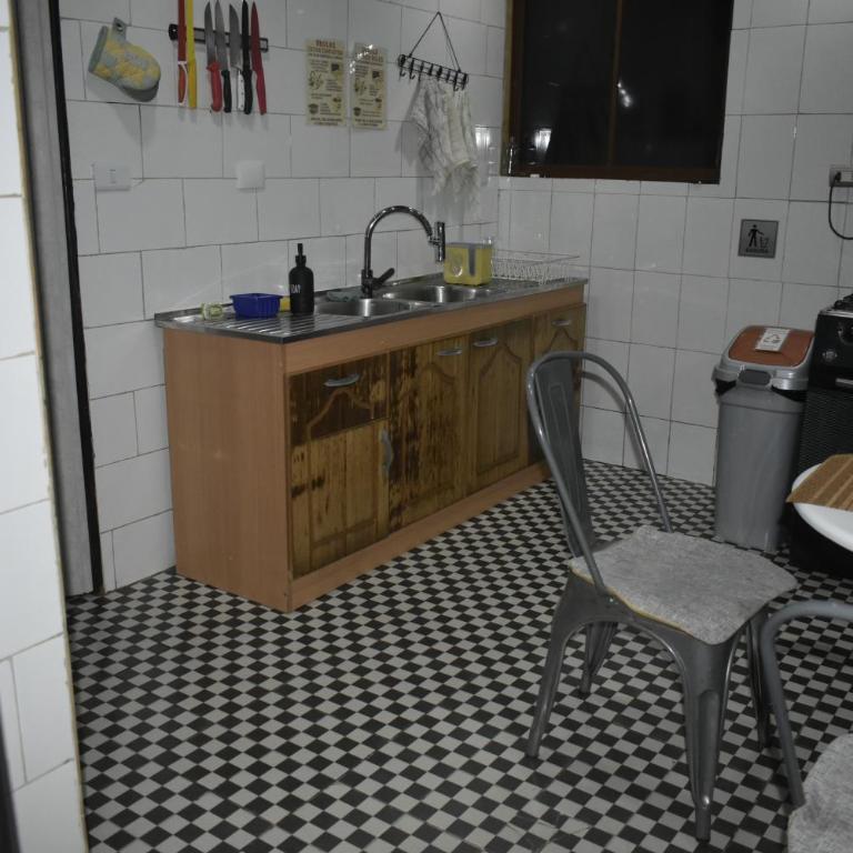 Estación Hostel - Single Room with Shared Bathroom - 15