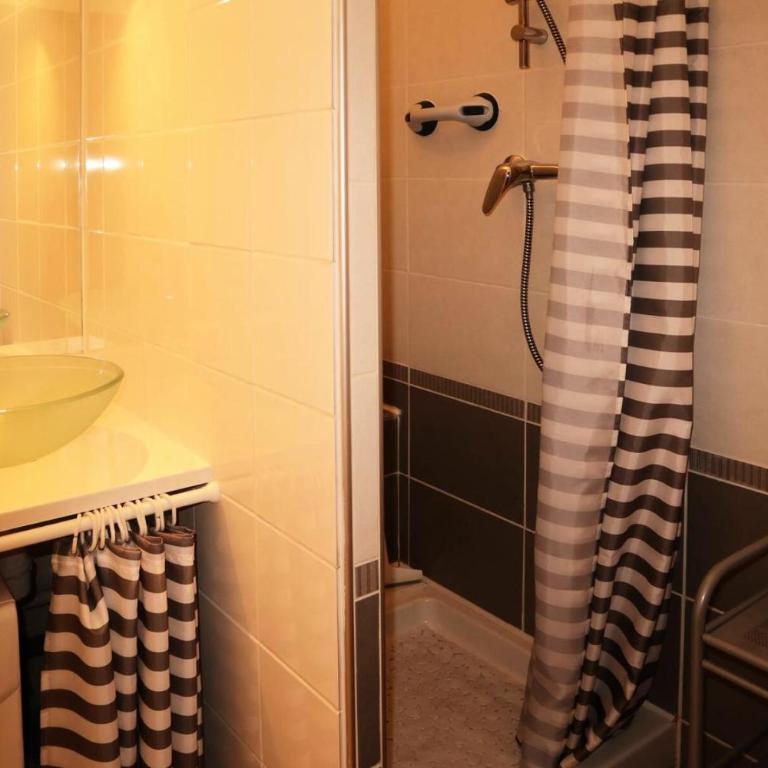 Résidence Le Pouzenc - Studio 6 personnes accès direct aux pistes MAE-7004 - Monolocale - 9
