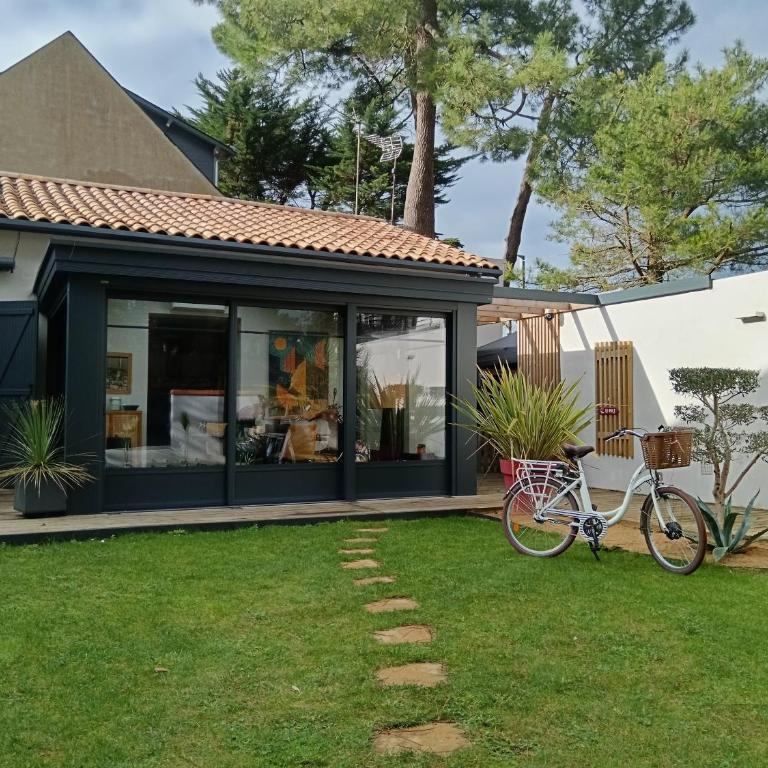 Maison avec jardin clos proche plage et commodités - Three-Bedroom Home - 7