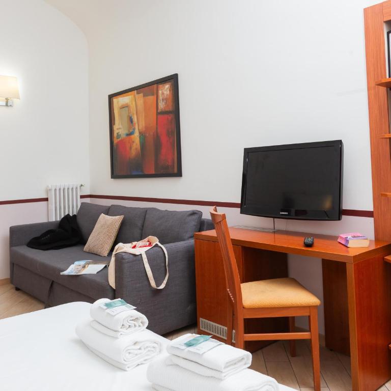 Rental in Rome 2012 Guest House - ZEN16 - Camera Familiare - 6