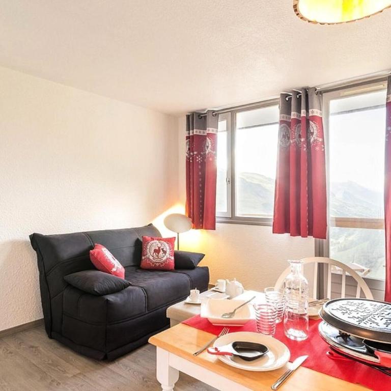 Résidence Boedette A - Appartement rénové · Départ et retour skis aux pieds · Balcon vue montagnes MAE-1114 - Studio - 8