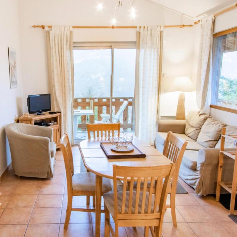 Les Chalets Petit Bonheur - LES CHALETS PETIT BONHEUR - CHT94 MAE-2474 - Chalet - 1