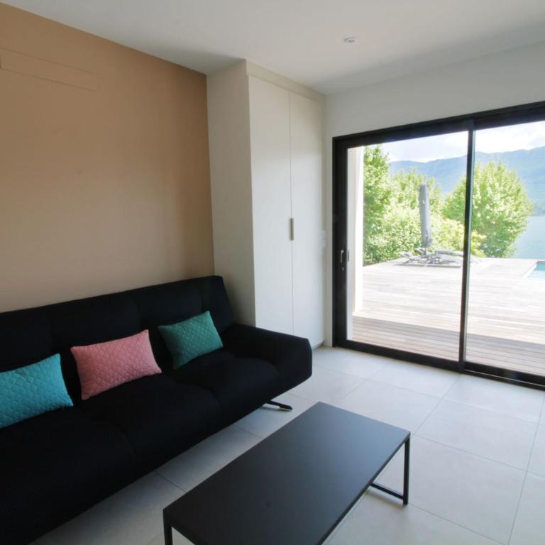 Villa Piscine chauffée vue et accès lac climatisation - Villa - 32