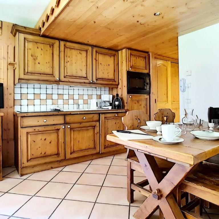 Résidence Alpages De Reberty - Appartement spacieux et lumineux · Proche des pistes · Balcon · Piscine · Parking couvert MAE-7011 - Appartement - 5
