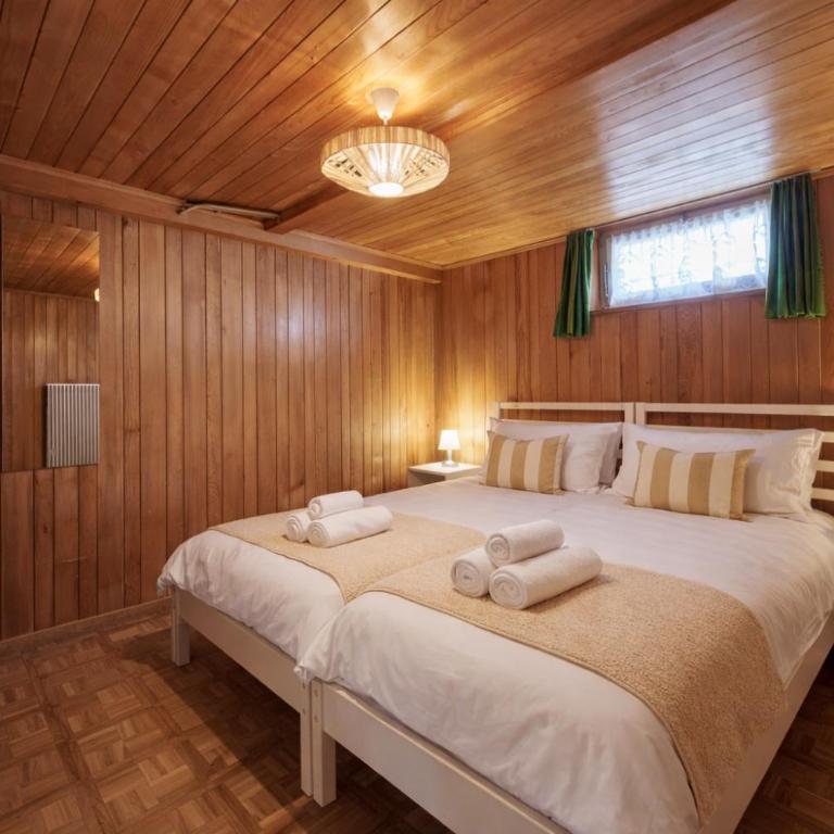 Cozy traditional Chalet, Stunning Mountain Views - Chalet - 13