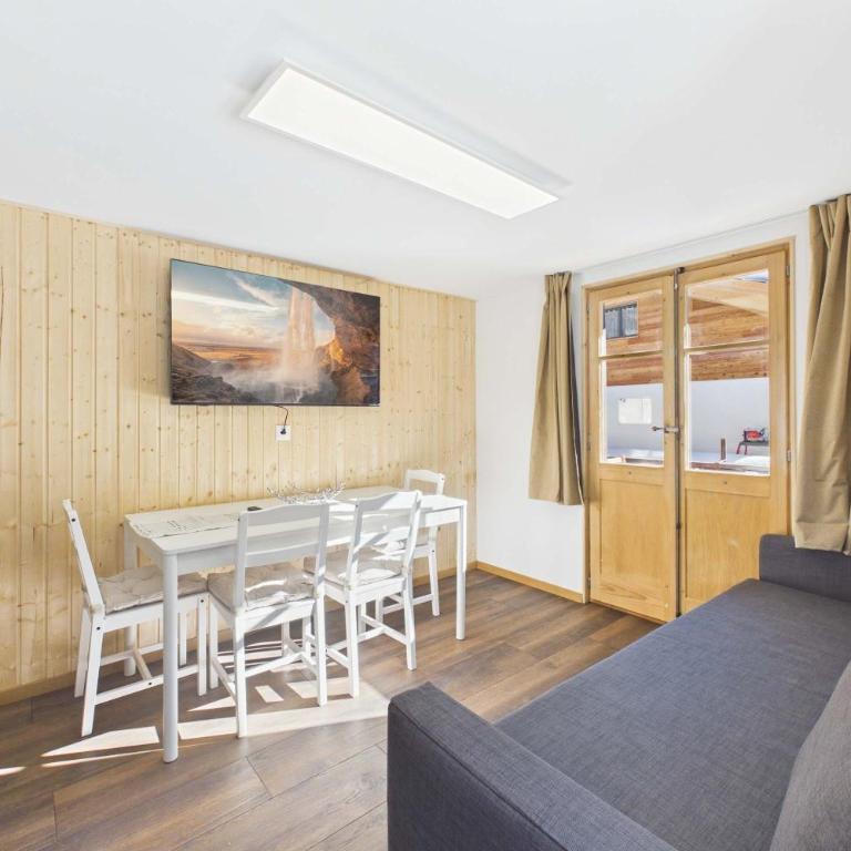 Spacious Alpine Family Apartment near Zermatt - Apartment - 3