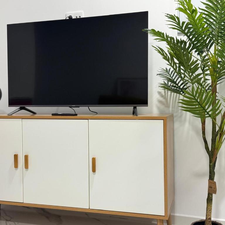 Apartamentos Montero - Two-Bedroom Apartment - 4
