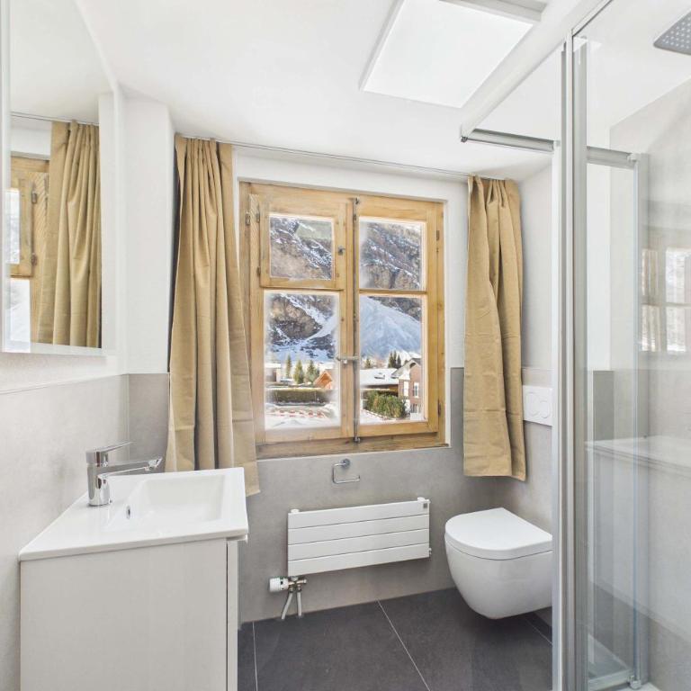 Family-Friendly Apartment for 8 near Zermatt - Apartment - 30