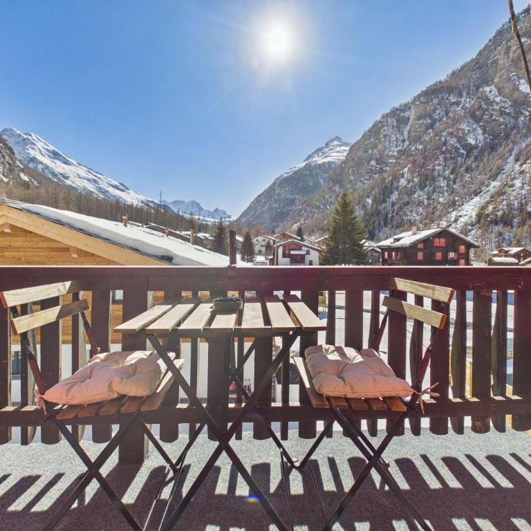 Apartment with Incredible Views near Zermatt - Apartment - 14