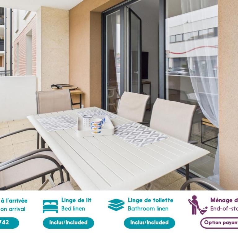 Plein centre - Appart pour 6 avec balcon - Apartment - 2