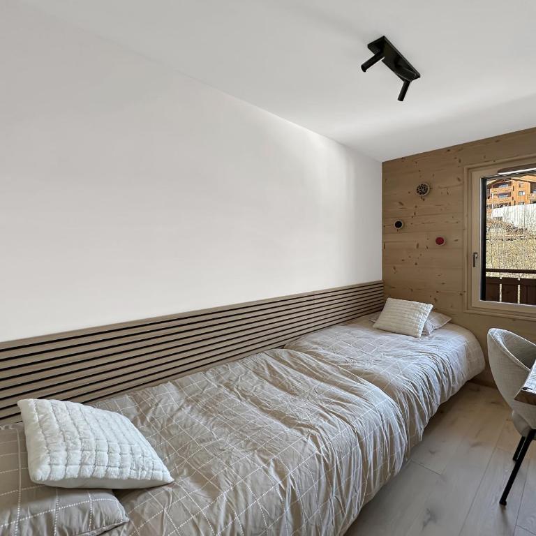 DBA104 - 4 pieces 6 pers Centre village Carroz - Three-Bedroom Apartment with Balcony - 9