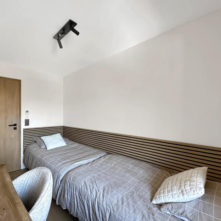 DBA104 - 4 pieces 6 pers Centre village Carroz - Three-Bedroom Apartment with Balcony - 10