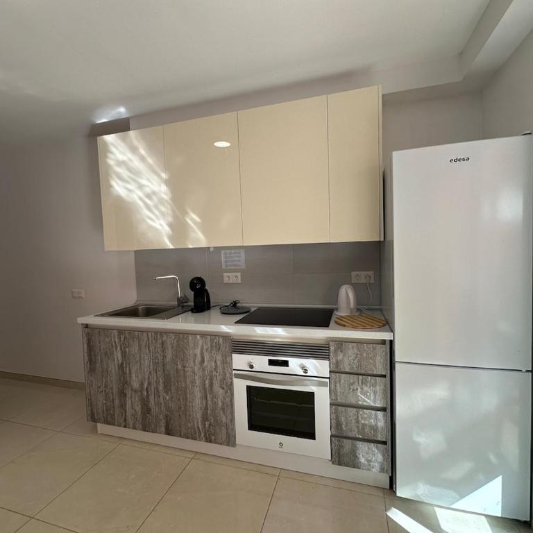 Sunny Luxury Residence on Panoramic Pool - Apartamento de 3 dormitorios - 21