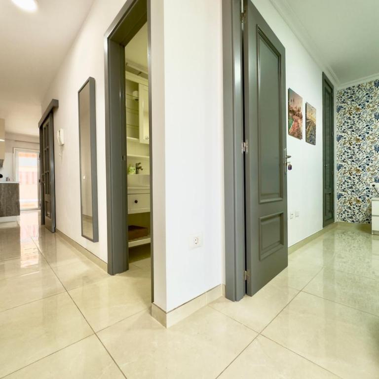 Sunny Luxury Residence on Panoramic Pool - Apartamento de 3 dormitorios - 23